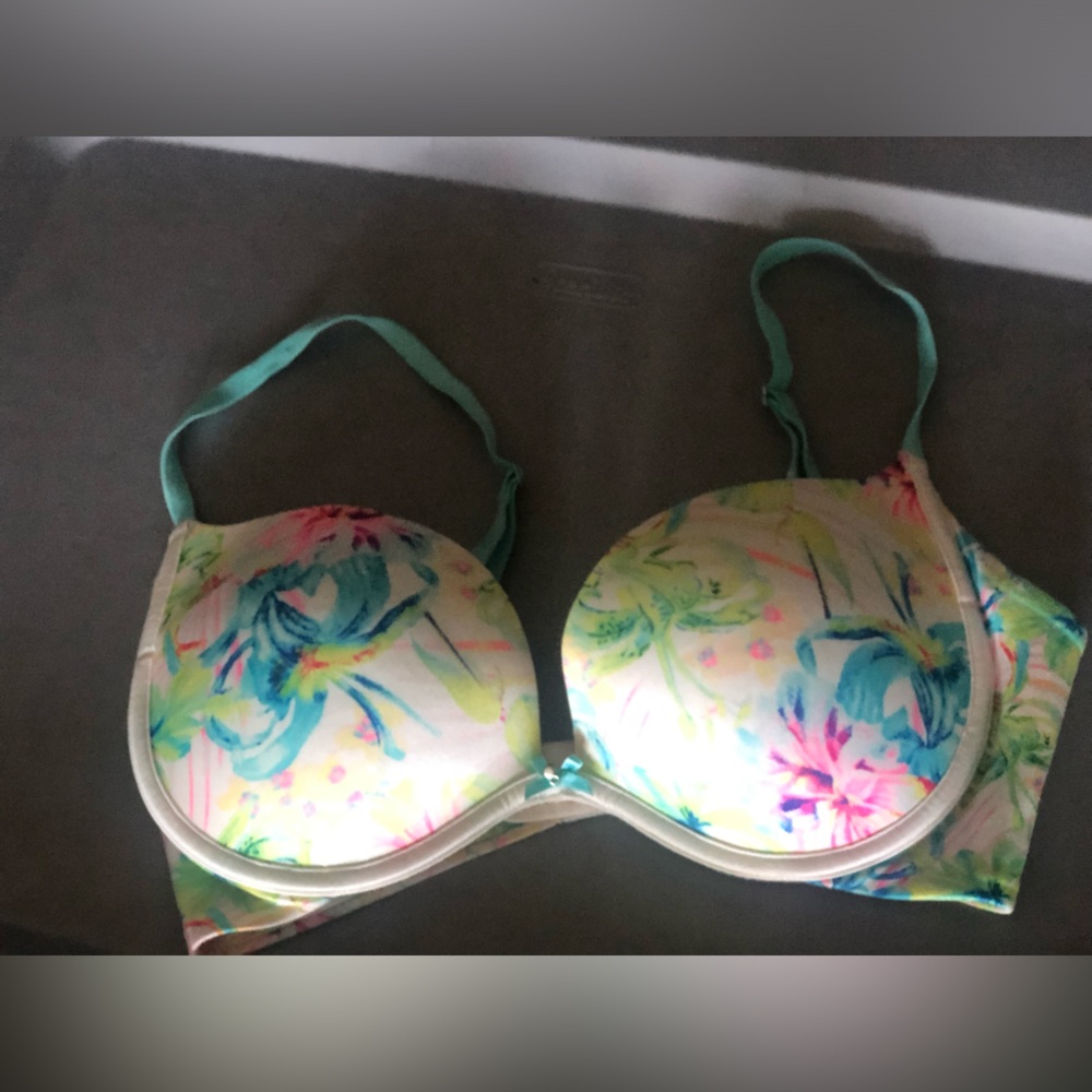 Victoria secret bra